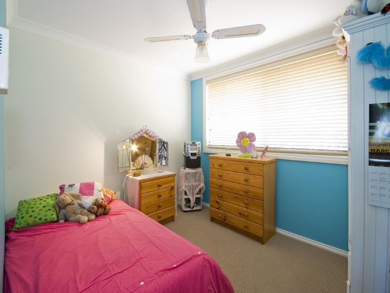 17 South Heron Road, Old Bar NSW 2430