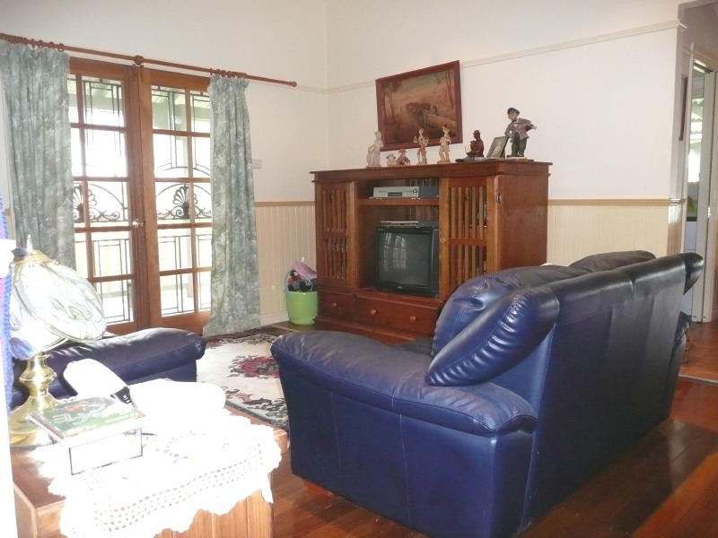 4 Nicoll Street, Taree NSW 2430