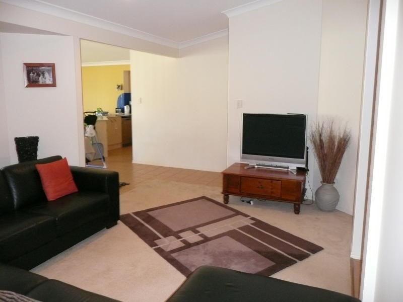 11 Shantull Drive, Wallabi Point NSW 2430