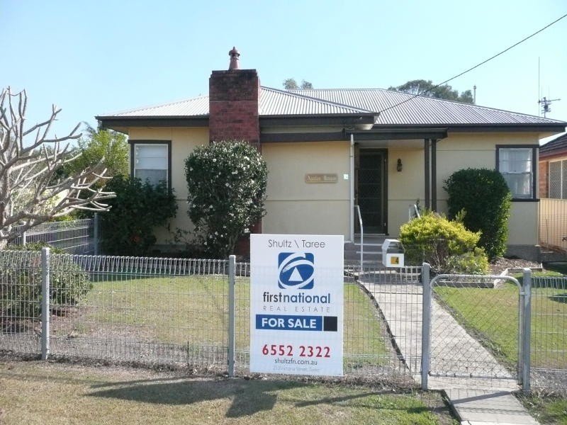 24 Boomerang Street, Taree NSW 2430