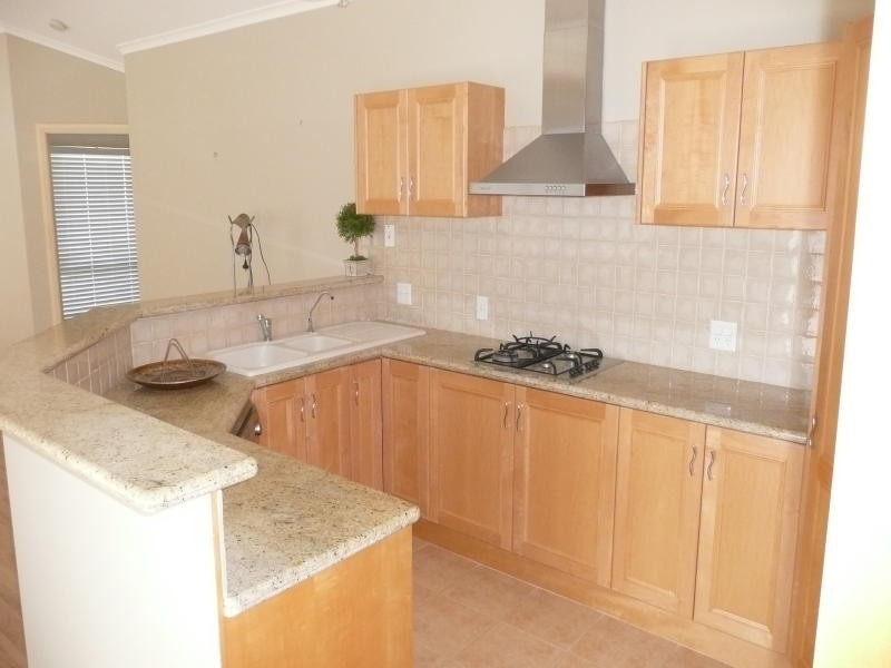 9/32 Lewis Street, Old Bar NSW 2430