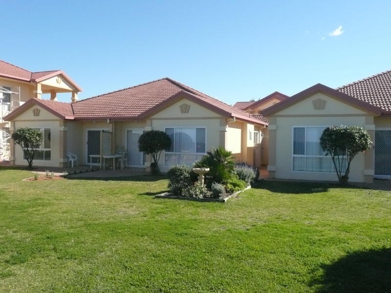 7/32 Lewis Street, Old Bar NSW 2430