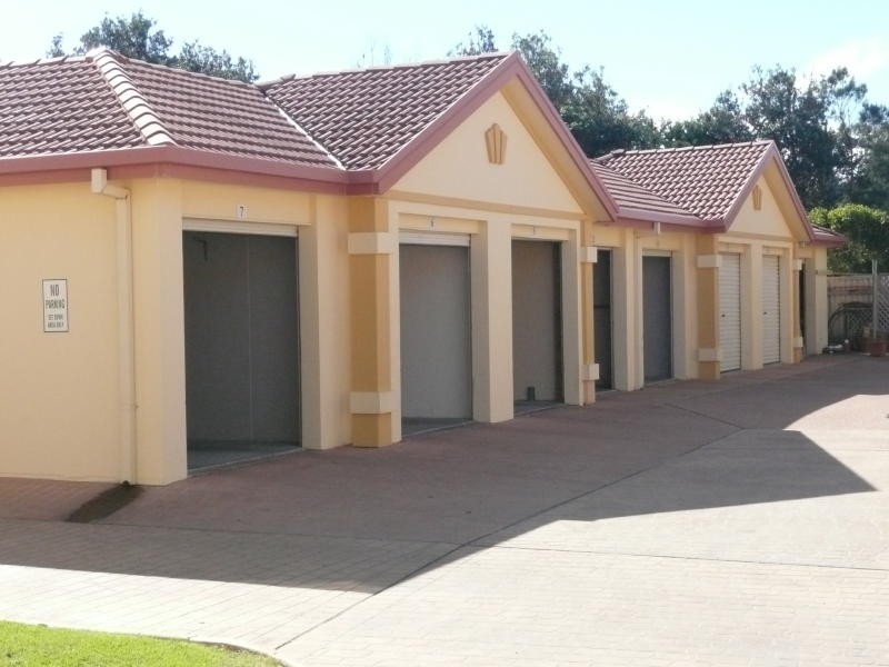 7/32 Lewis Street, Old Bar NSW 2430