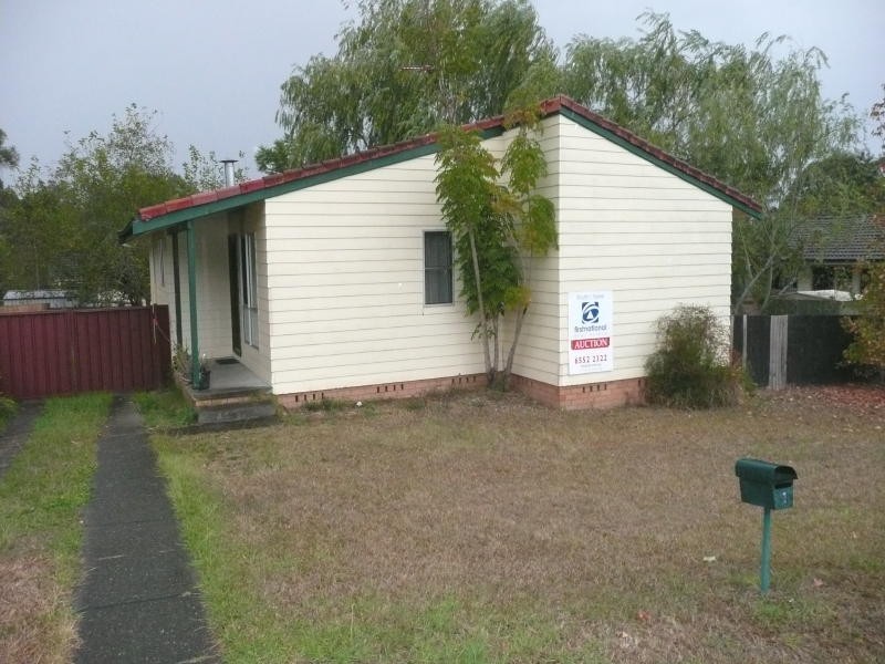 1 Deakin Crescent, Taree NSW 2430