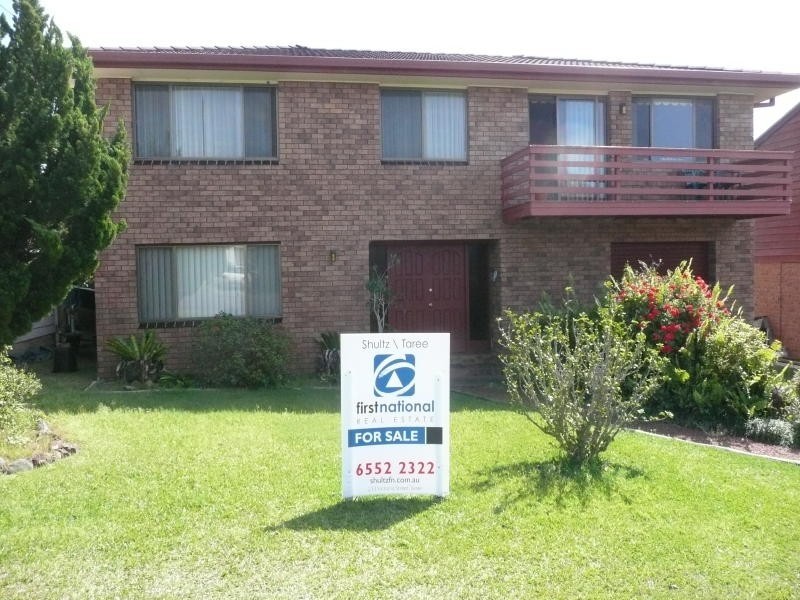 1 Beach Street, Wallabi Point NSW 2430