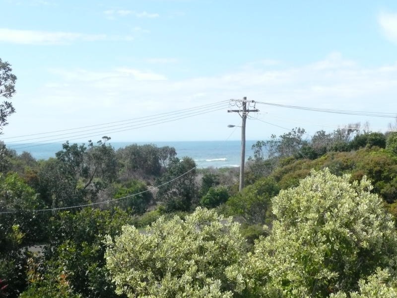 1 Beach Street, Wallabi Point NSW 2430