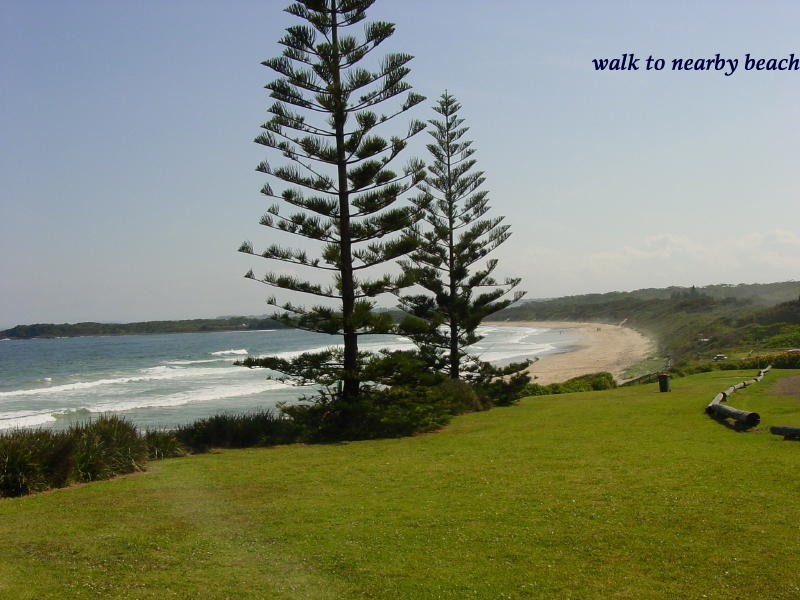 1 Beach Street, Wallabi Point NSW 2430