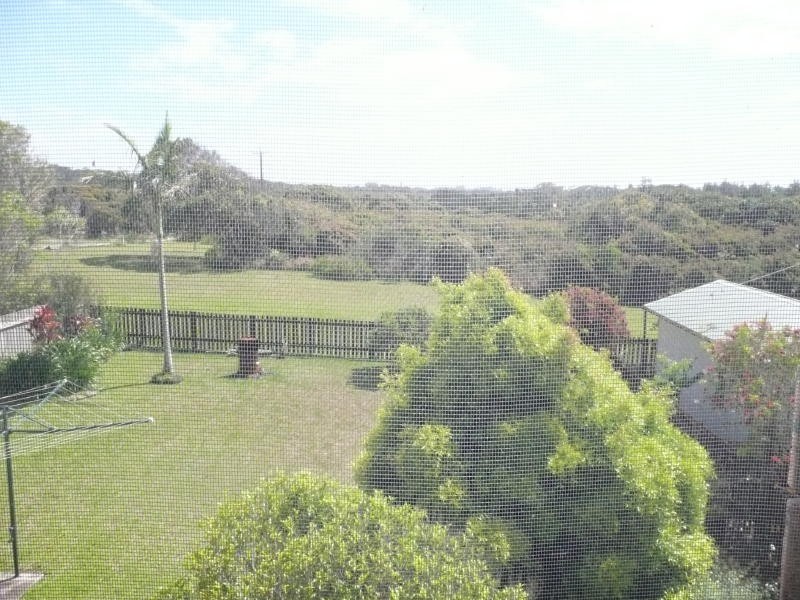 1 Beach Street, Wallabi Point NSW 2430