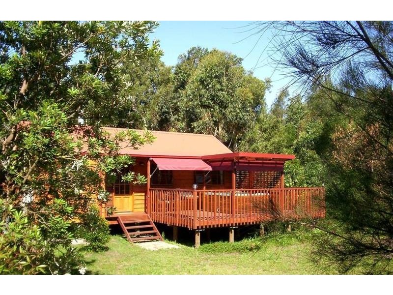 108 Sandridge Road, Mitchells Island NSW 2430