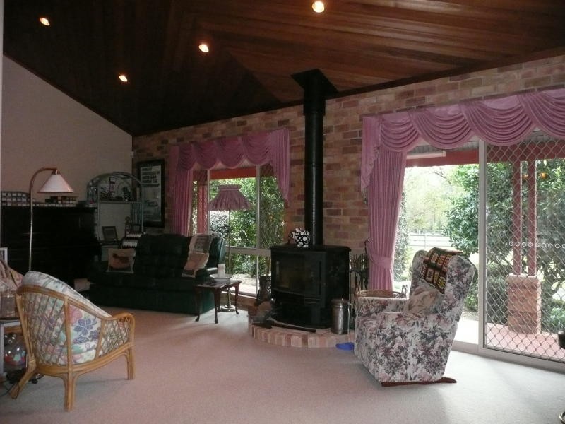 2 Meadowview Drive, Cundletown NSW 2430