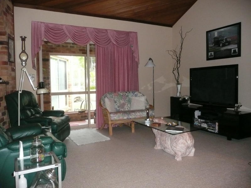 2 Meadowview Drive, Cundletown NSW 2430