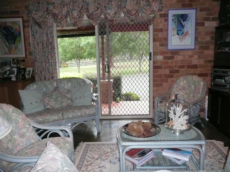2 Meadowview Drive, Cundletown NSW 2430