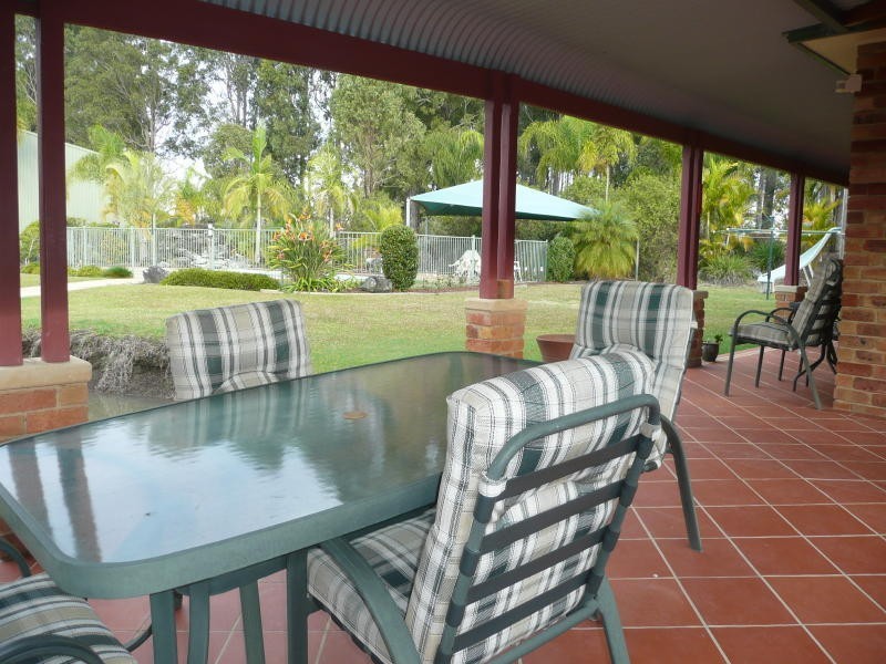 2 Meadowview Drive, Cundletown NSW 2430