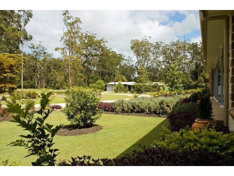 4 Hina Close, Old Bar NSW 2430