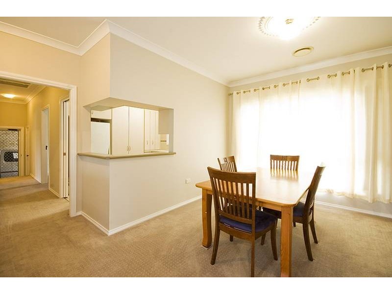4 Hina Close, Old Bar NSW 2430