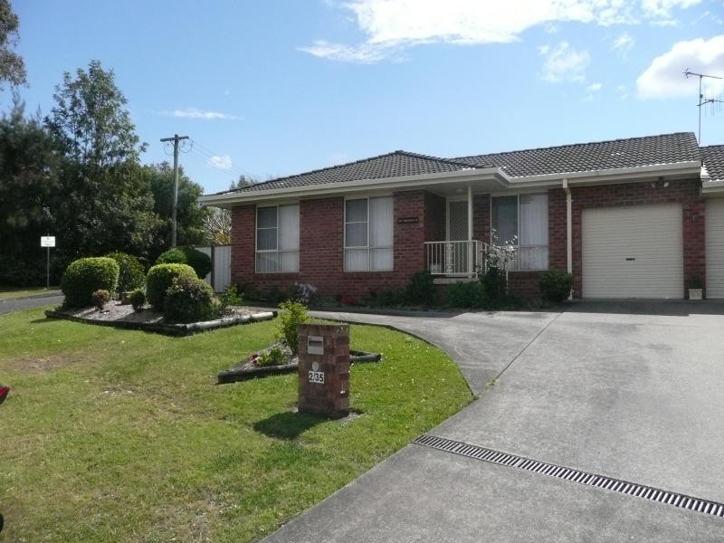 2/35 Tristania Crescent, Taree NSW 2430