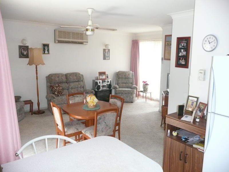 2/35 Tristania Crescent, Taree NSW 2430