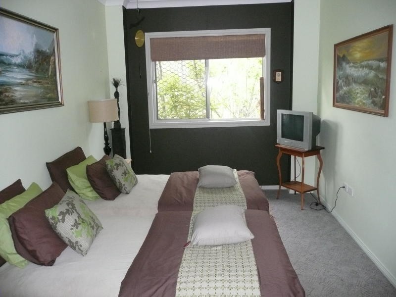 9 Sarah Close, Old Bar NSW 2430