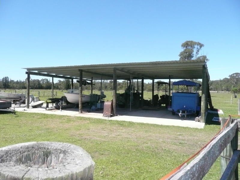 225 Kanangra Drive, Taree NSW 2430