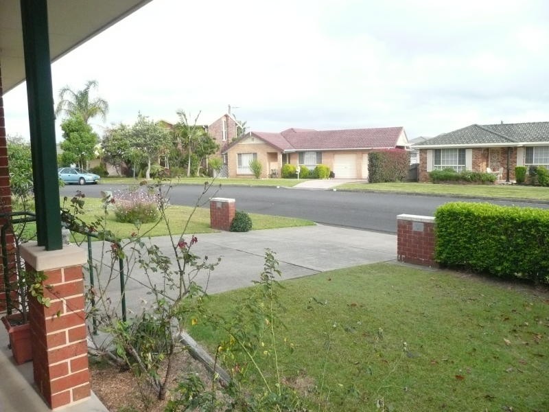 1/27 Carrabeen Drive, Old Bar NSW 2430