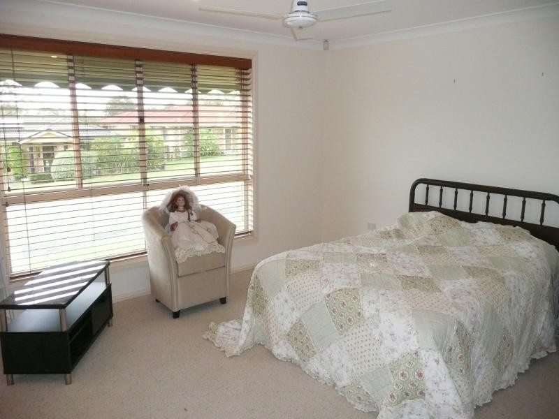 42 Killawarra Drive, Taree NSW 2430