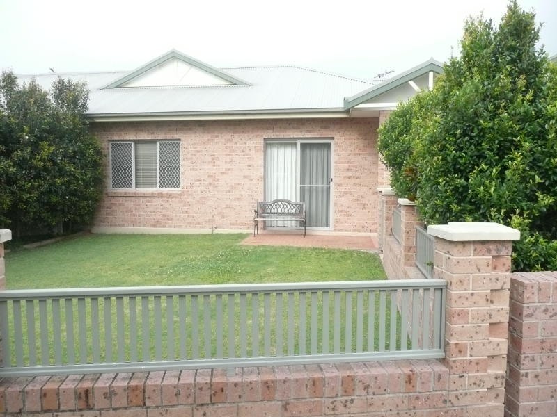 2 Fotheringham Street, Taree NSW 2430