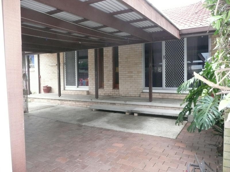 4 Apollo Close, Taree NSW 2430