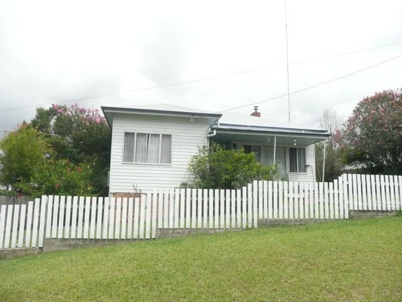 32 Bangalow Road, Coopernook NSW 2426