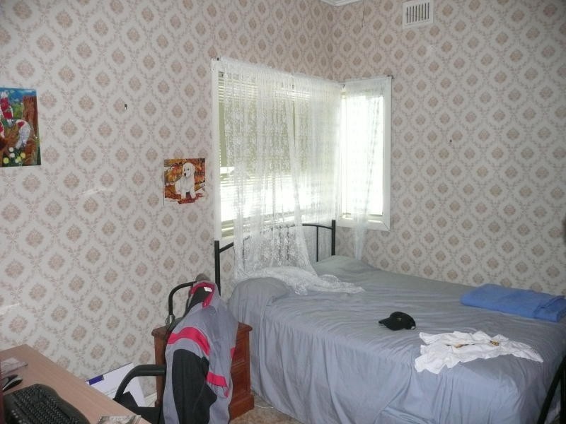 8 York Street, Taree NSW 2430