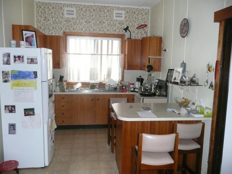 8 York Street, Taree NSW 2430