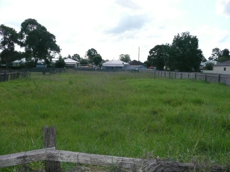 13 Spence Street, Taree NSW 2430