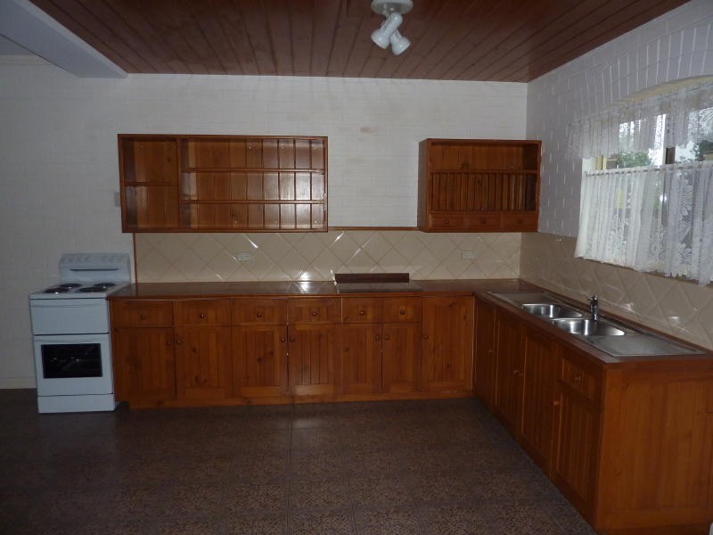 2/10 SHELLY CLOSE, Wallabi Point NSW 2430