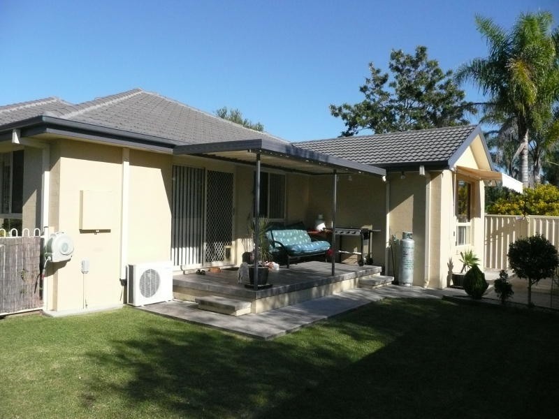 2/11A King Street, Cundletown NSW 2430