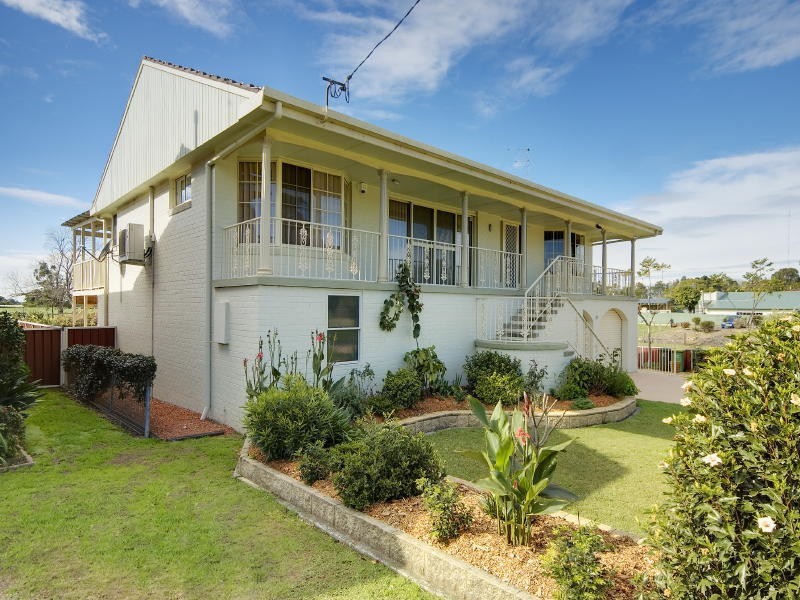 24 Old Punt Road, Taree NSW 2430