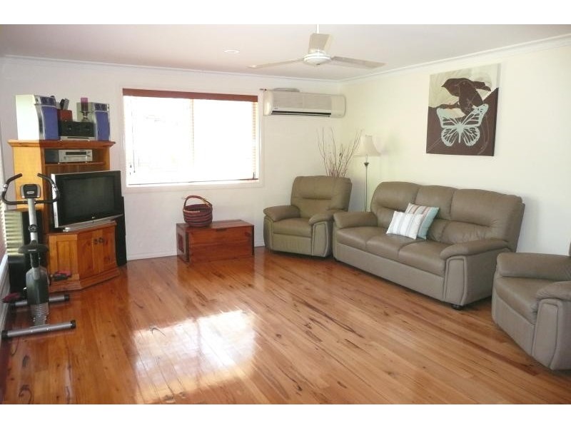 8 Coorong Place, Taree NSW 2430