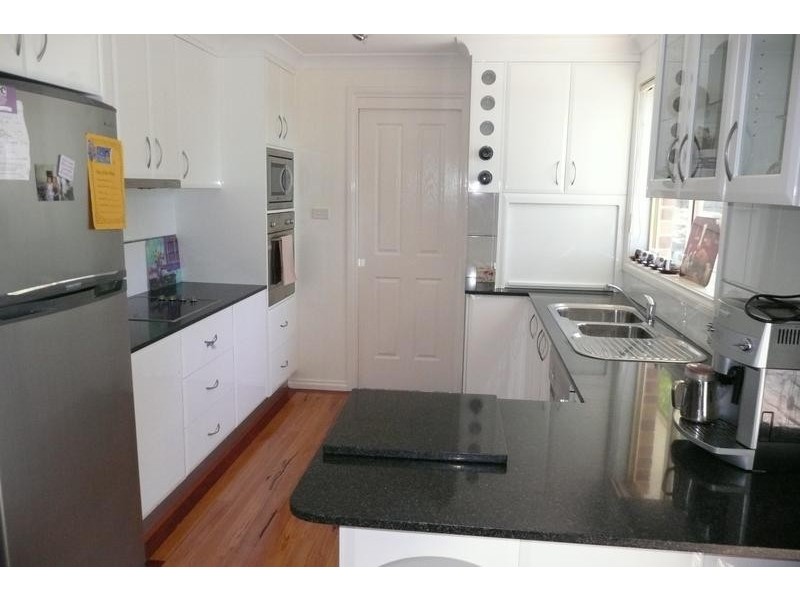 8 Coorong Place, Taree NSW 2430