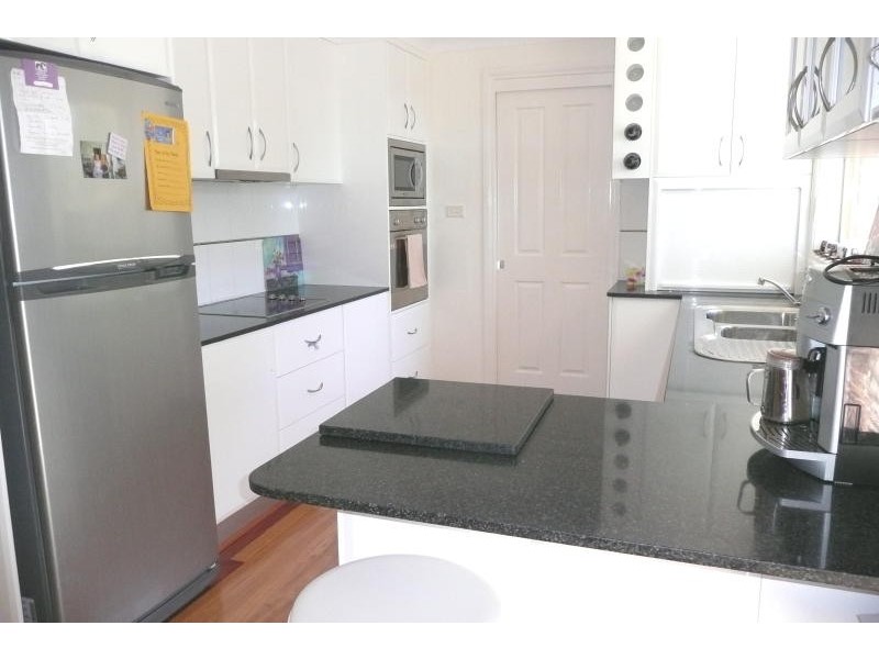 8 Coorong Place, Taree NSW 2430