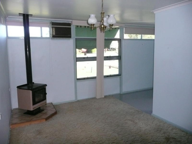 27 Mudford Street, Taree NSW 2430