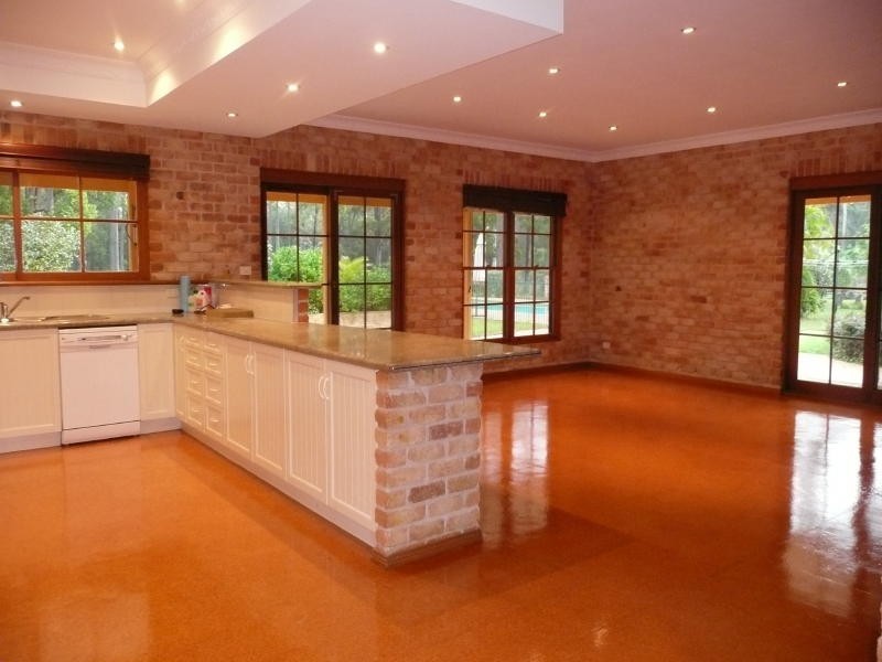 20 Kolinda Dr, Old Bar NSW 2430