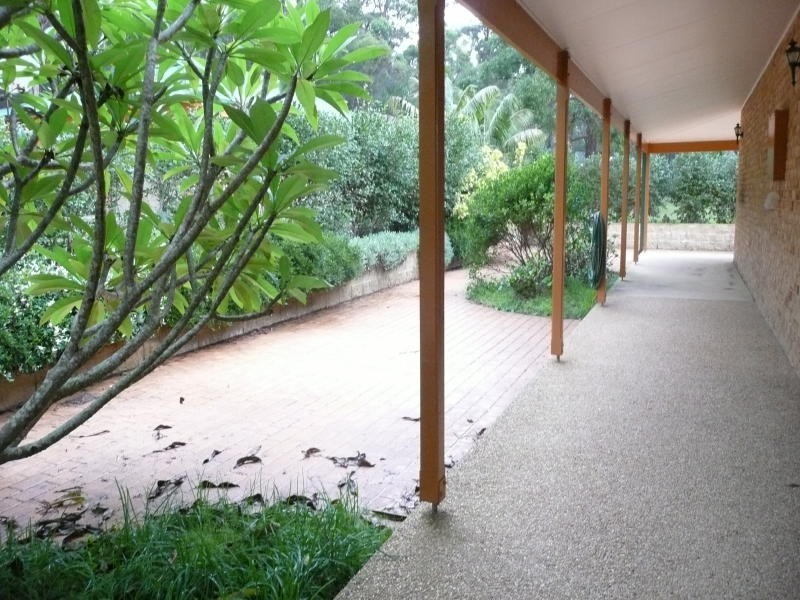 20 Kolinda Dr, Old Bar NSW 2430