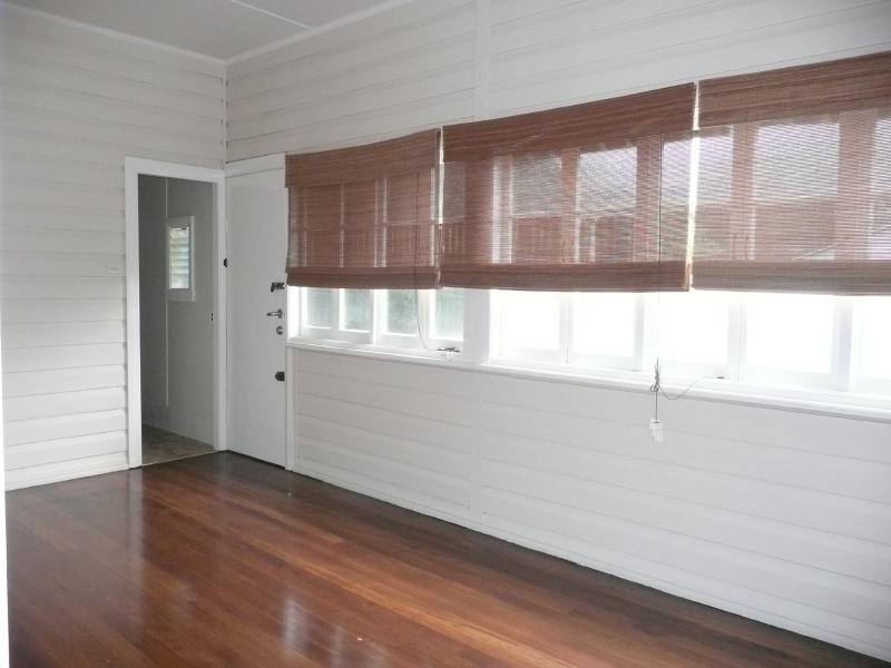 1 Douglas Street, Taree NSW 2430