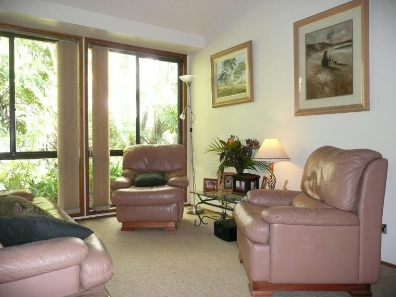 26 Kolinda Drive, Old Bar NSW 2430