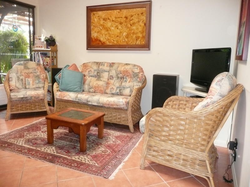 26 Kolinda Drive, Old Bar NSW 2430