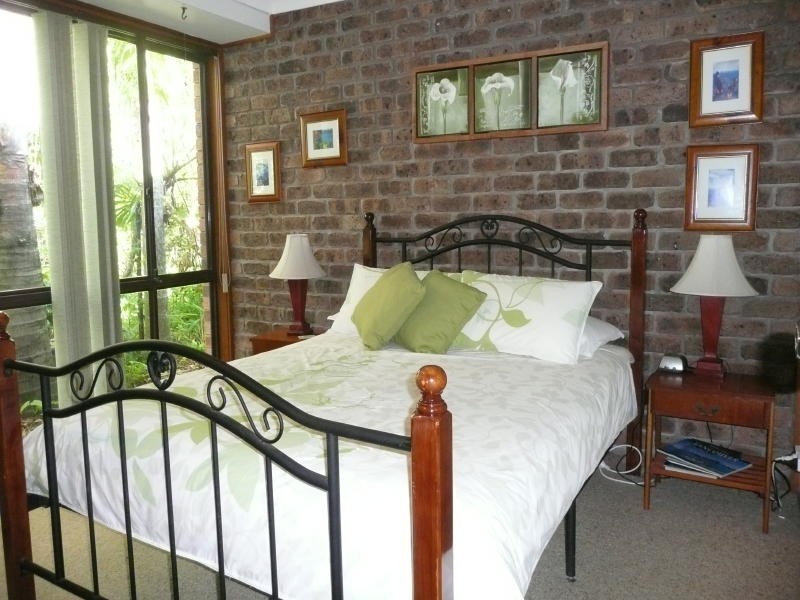 26 Kolinda Drive, Old Bar NSW 2430