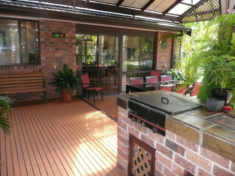 26 Kolinda Drive, Old Bar NSW 2430