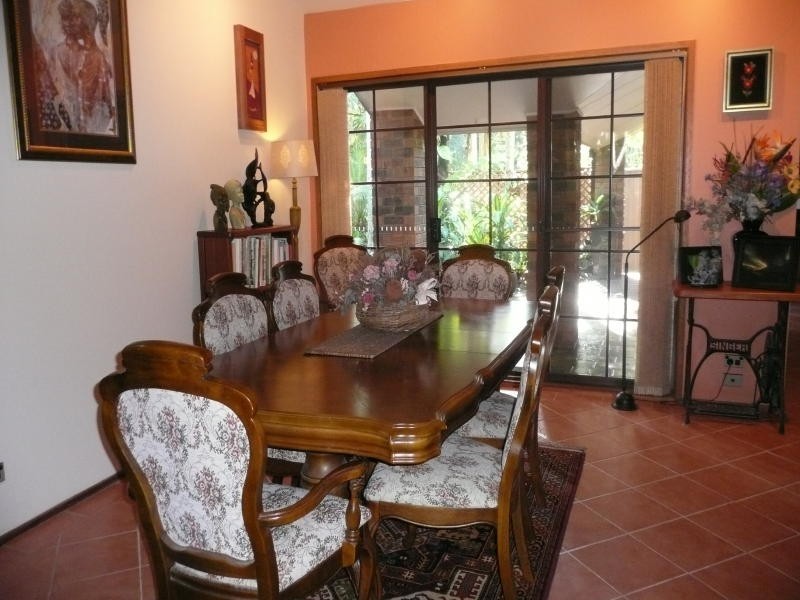 26 Kolinda Dr, Old Bar NSW 2430