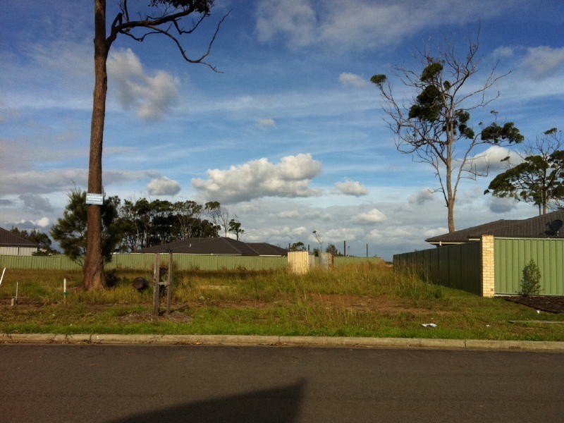 41 Bluehaven Drive, Old Bar NSW 2430