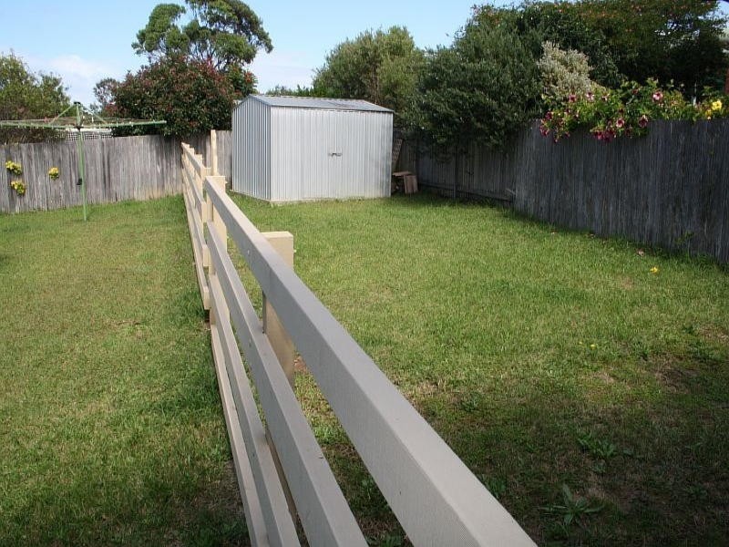 115 Waterman Street, Old Bar NSW 2430