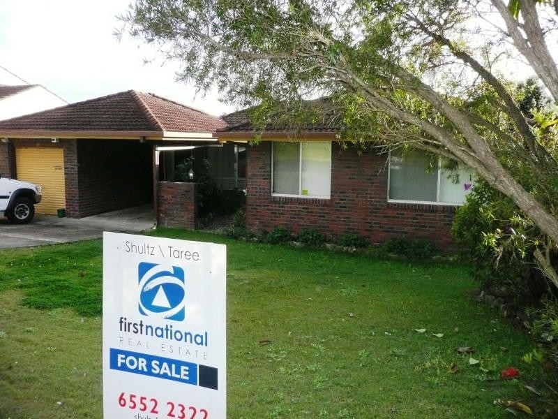 55 Bushland Drive, Taree NSW 2430