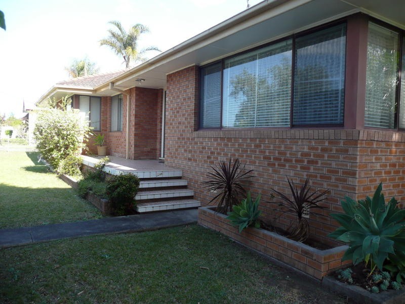 8 Albert Street, Cundletown NSW 2430
